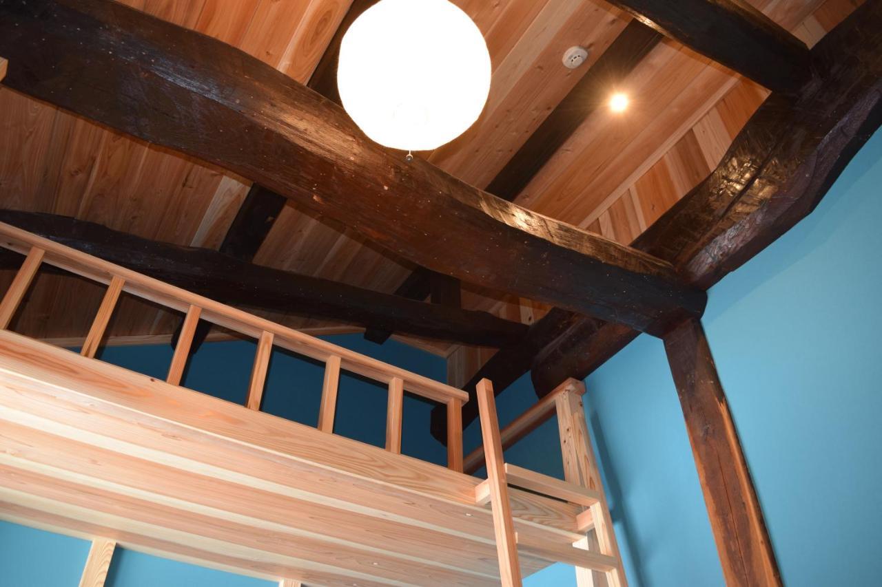 Gokayama Base Hotel Nanto Exterior photo